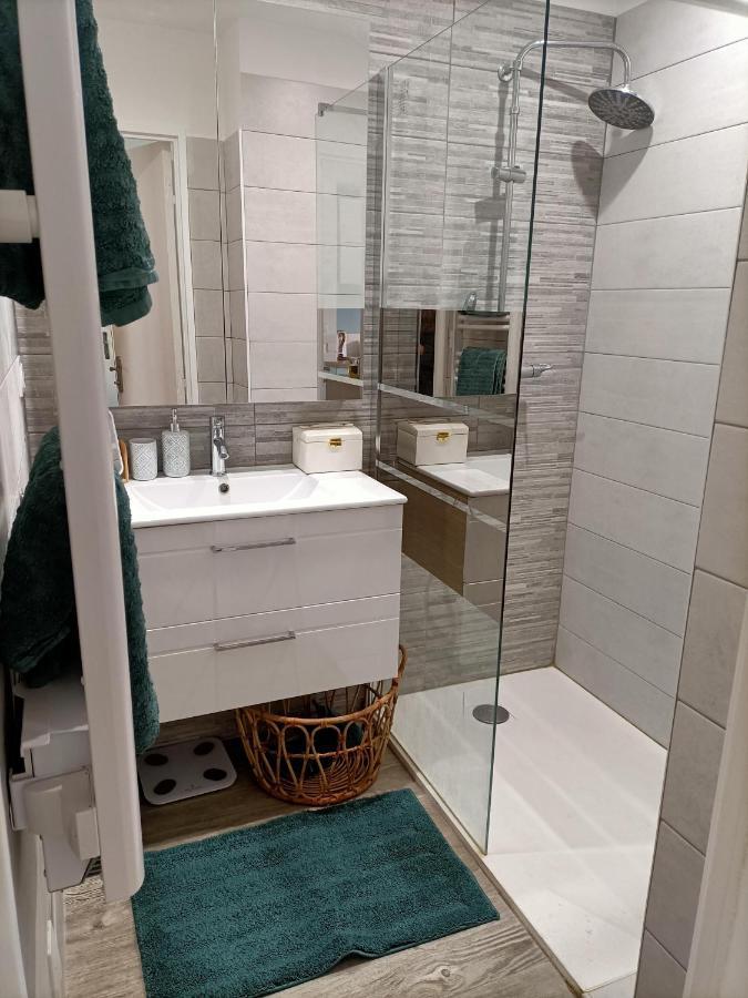Appartement Proche Mer Avec Terrasse Et Jardin Privatif Єр Екстер'єр фото