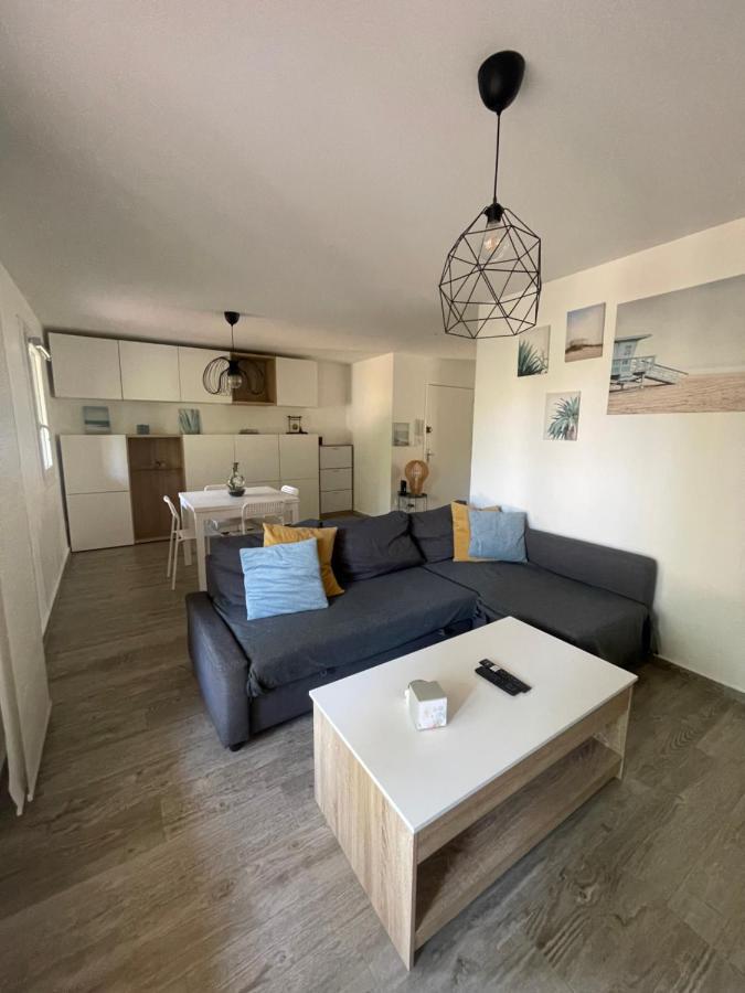 Appartement Proche Mer Avec Terrasse Et Jardin Privatif Єр Екстер'єр фото